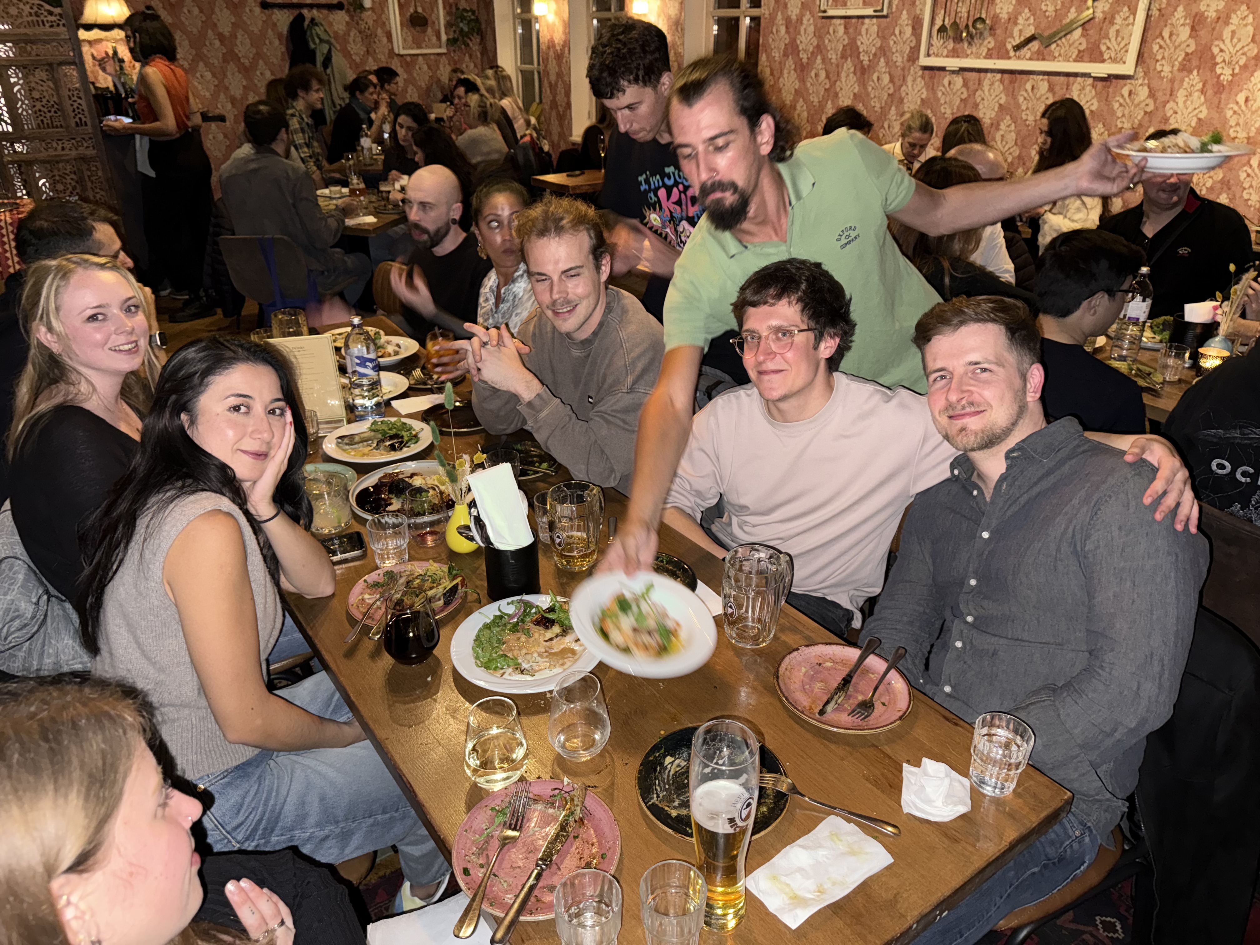 The Difference Between Managing and Leading